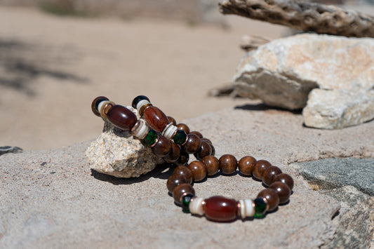 Fire & Ground – Carnelian & Onyx with Copper, Shell & Wood Bracelet