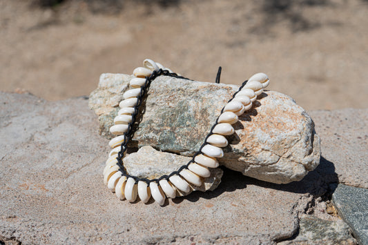 Seaside Stack – Cowrie Shell & Waxed Cord Necklace