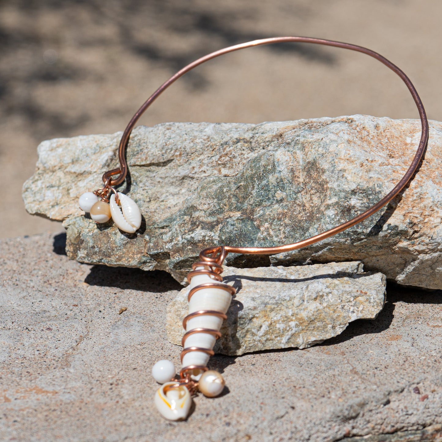 Spire Coast – Copper Wire Choker with Spire Shell Pendant